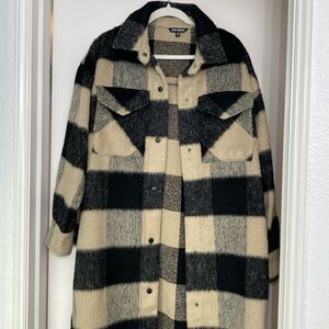 Steve Madden long plaid jacket. Size medium, worn once.